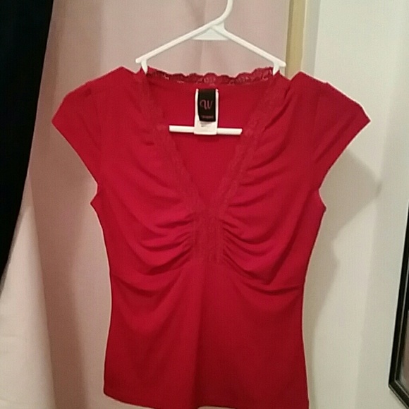 Red Blouse - Picture 4 of 4