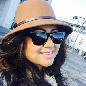 Meet your Posher, Morena