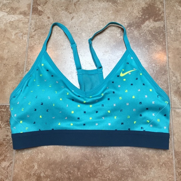 Nike sports bra!! Size small