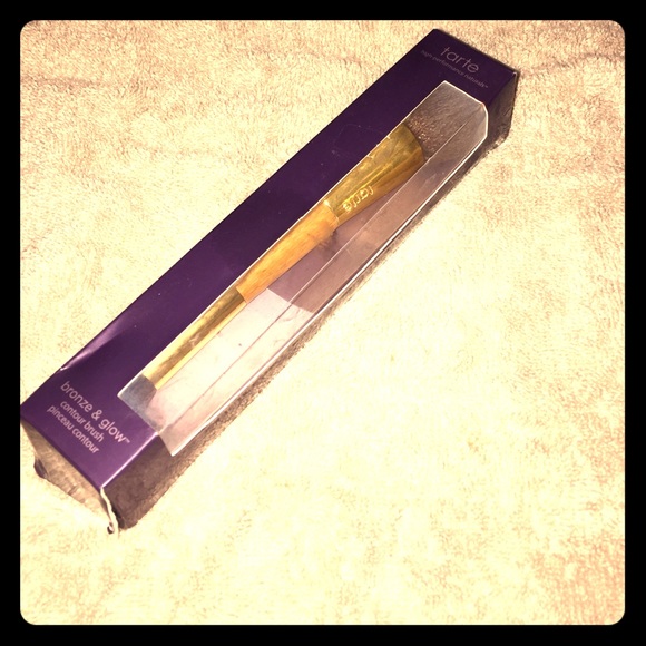 Tarte bronze & glow contour brush