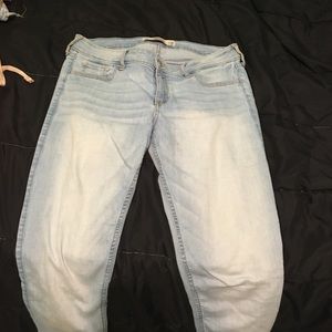 Hollister skinny jeans