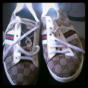 Gucci shoes sz 10