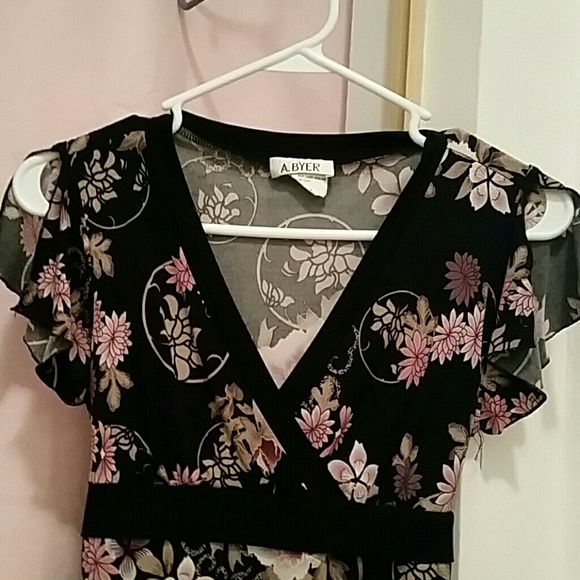 Blouse - Picture 2 of 3