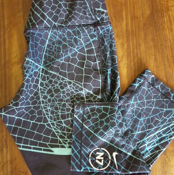Nike N7 running capri