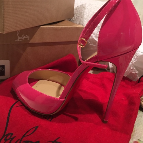 Authentic Christian Louboutin - Picture 3 of 4