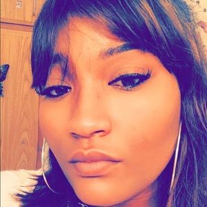 Meet your Posher, Paris