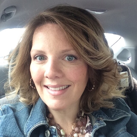 Thanks for checking out my closet! - Picture 4 of 4