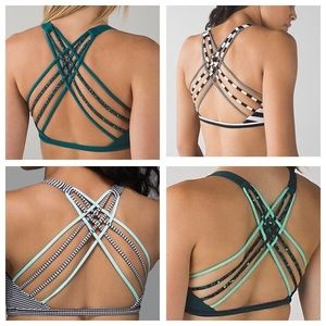 ✨ISO✨ Lululemon Sports Bras (SIZES 8 or 10!)