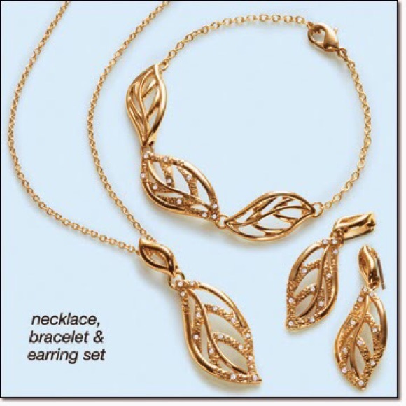 *Glimmering Leaves Embellished 3 Piece Gift Set