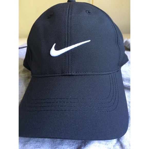 Nike Accessories - Nike Golf Hat