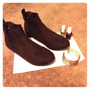 Women's Chelsea Bootie