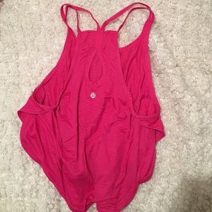 Pink Lulu Workout Shirt / Crop Top / Lightweight