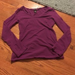 Wet Seal Long-sleeved T-shirt