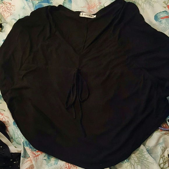 Black flowy top