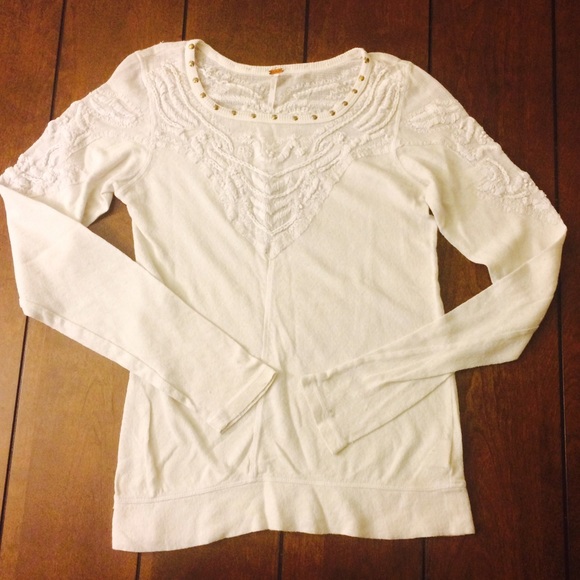 Free People Tops - Clearance sale! Free people blouse