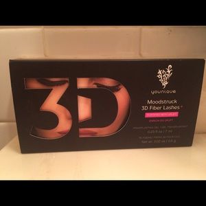 Younique 3D fiber lash mascara