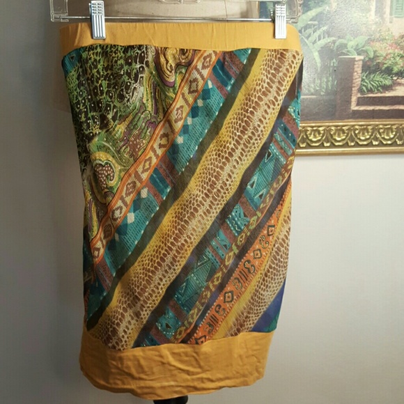 Honey Punch Strapless blouse