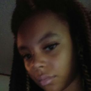 Meet your Posher, Lashundre