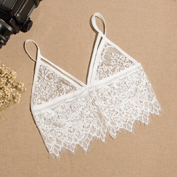🎀 1 LEFT🎀NWT  lace bralette/ crop top - Picture 2 of 4
