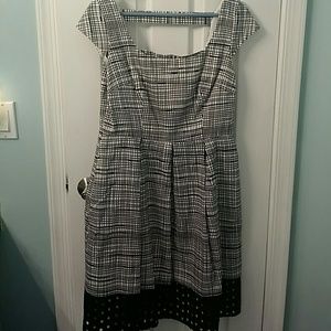 Nine West black and white dress