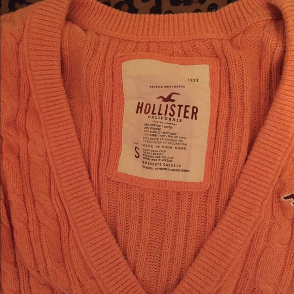 Hollister sweater - Picture 2 of 4