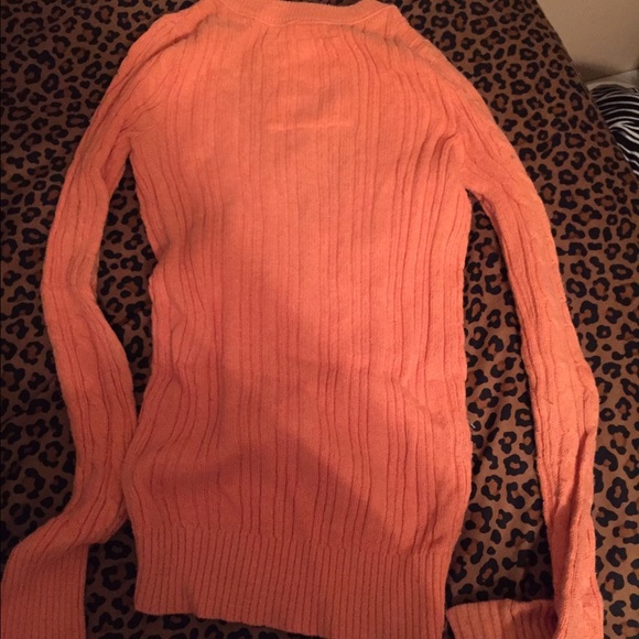 Hollister sweater - Picture 4 of 4