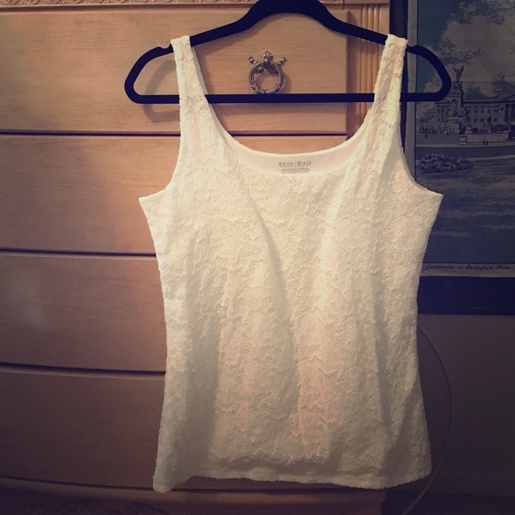 White House Black Market top