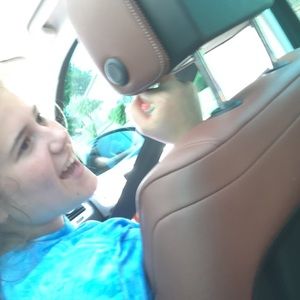 Meet your Posher, Kaitlyn