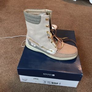 Sperry boots