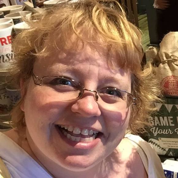 Meet your Posher, Lory - Picture 1 of 1