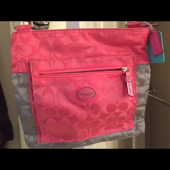 Final- COACH authentic nylon crossbody purse