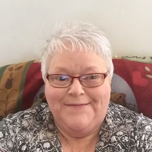 Meet your Posher, Lori