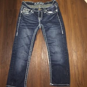 LA Idol Capri's