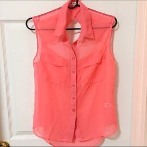 Button down sleeveless shirt