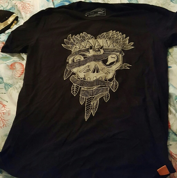 Graphic tee