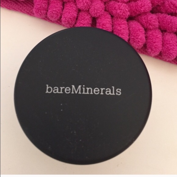 Make up - Picture 2 of 3