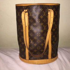 Louis Vuitton Bucket GM
