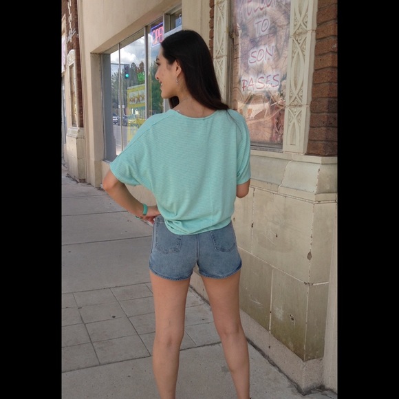 SOLD OUT - Picture 3 of 4