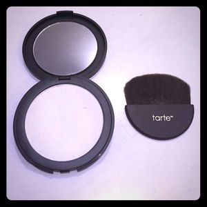 Tarte Smooth Operator pressed setting powder!