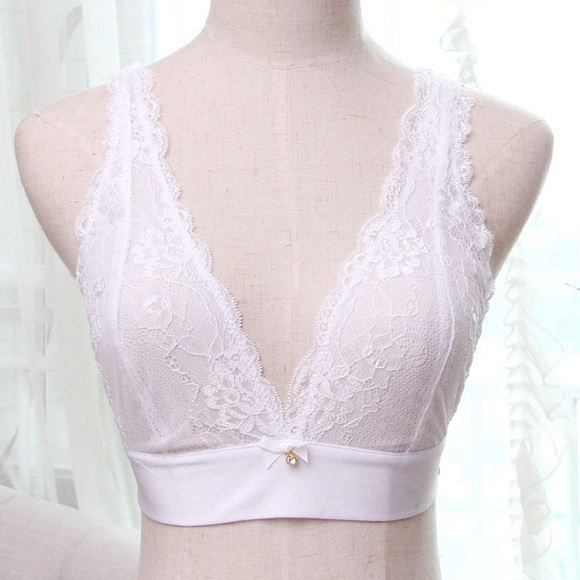 white lace bralette - Picture 2 of 4