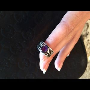 James Avery Adoree Ring size 6 - must sell