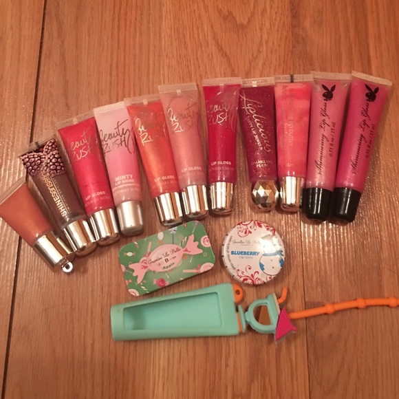 PINK Victoria's Secret Other - Bundled lipgloss lot (14 pieces)