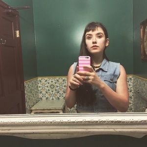 Meet your Posher, Ashley