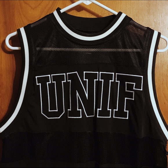 UNIF Dev Dress - Picture 3 of 4