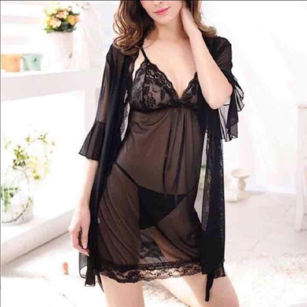 SALE!😍👍Beautiful lace lingering sleepwear