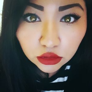 Meet your Posher, Willow