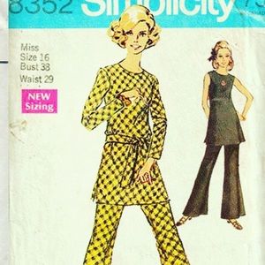 Meet your Posher, Scarletts