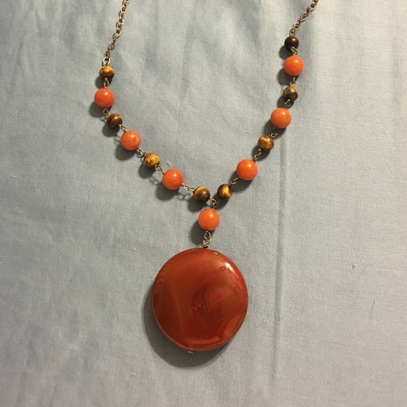 Large pendant necklace