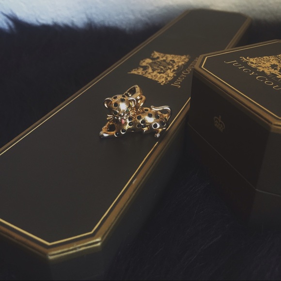 Juicy couture feline charm