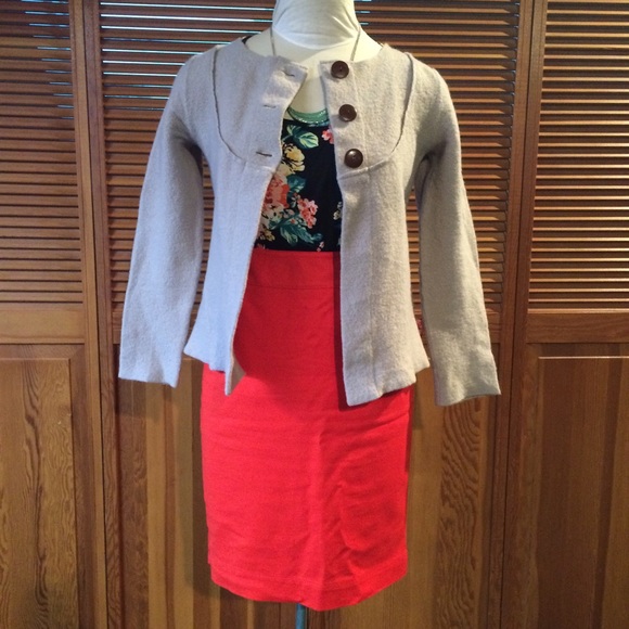 ISIS Boiled 100% Wool Swing Sweater - Picture 2 of 4